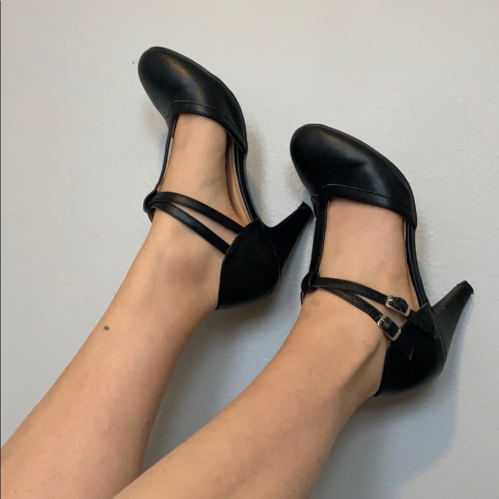 Vintage style heels